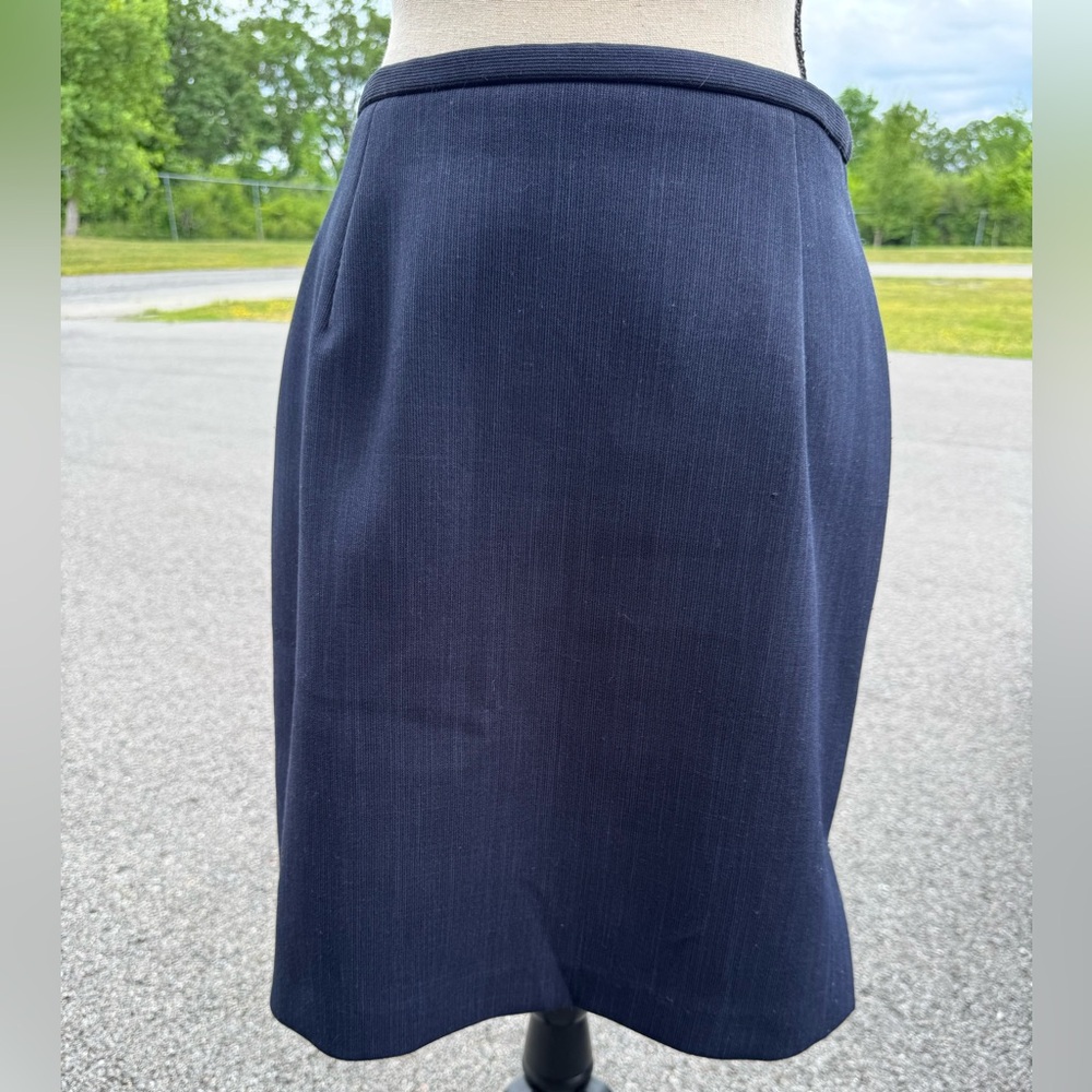 Elegant Navy Blue Women's Skirt